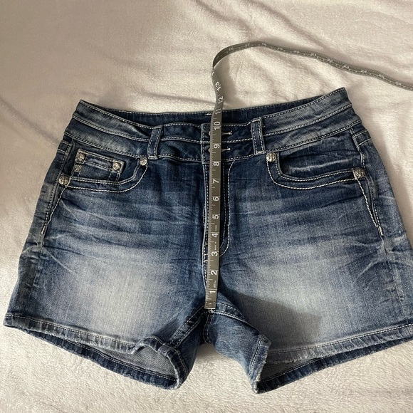 Miss Me Patriotic Jean shorts size 31 - Picture 3 of 7
